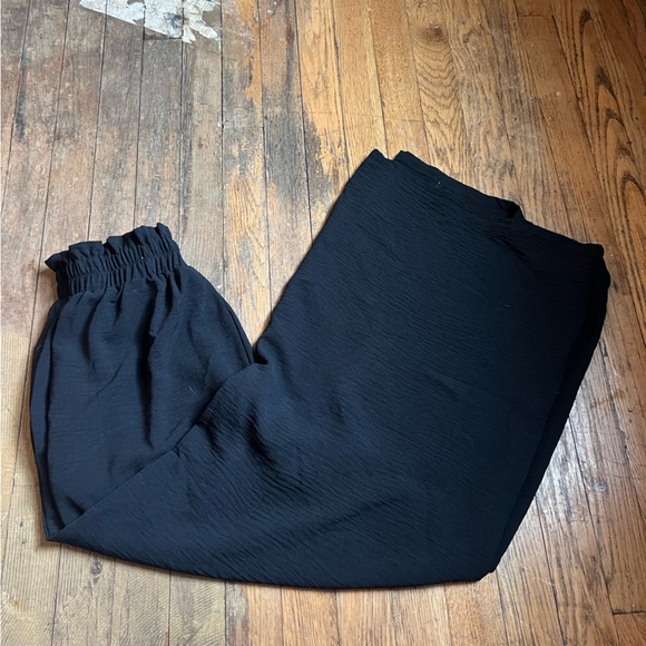 Flowy pants - Picture 3 of 3